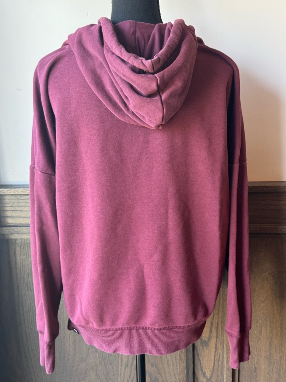 Puma Maroon Pullover Hoodie with White Logo Large - Picture 5 of 7